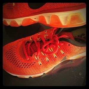 Women’s Nike trailwind